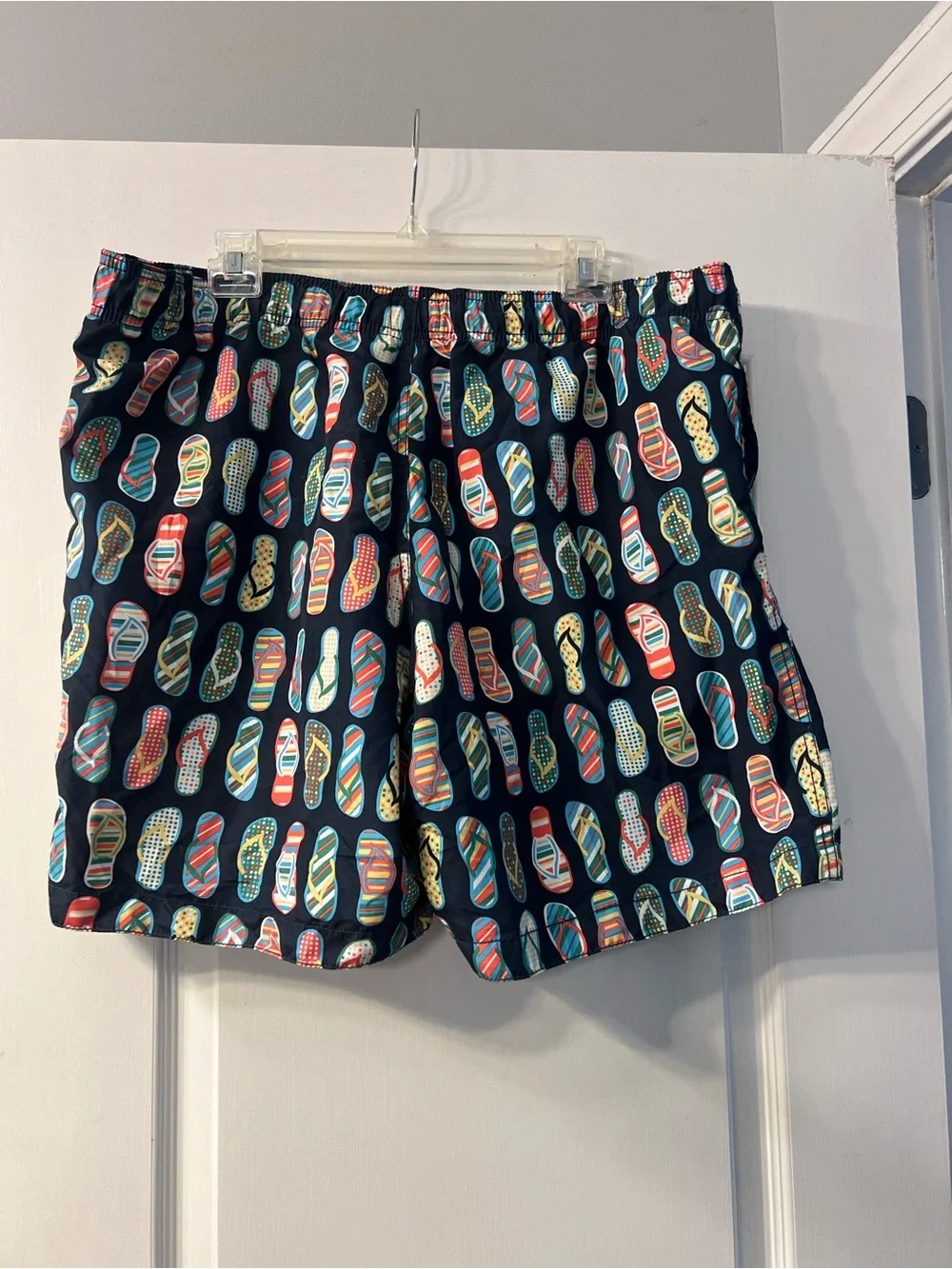 Old Navy swim trunks with pockets and drawstring size XL